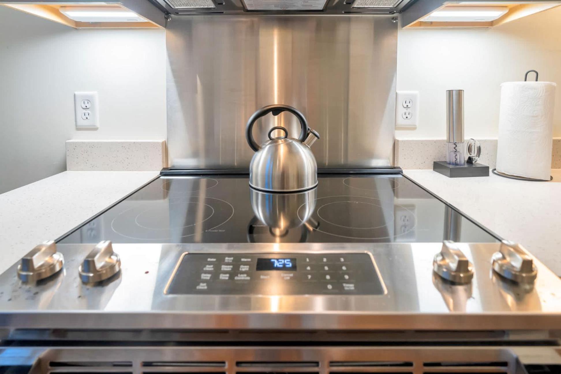 Bright And Modern In # 309 * Louisville